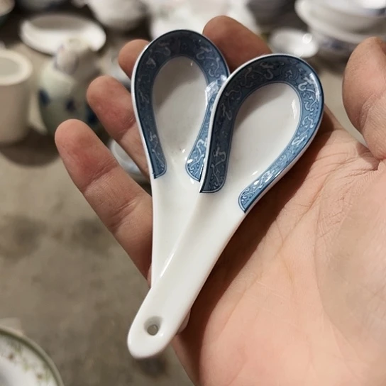 盘陶瓷陶瓷陶瓷两个