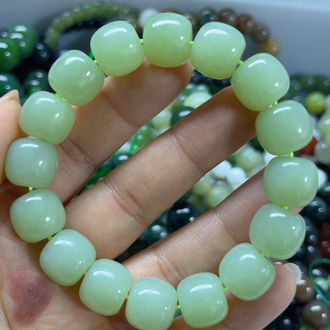 手串未镶嵌和田玉