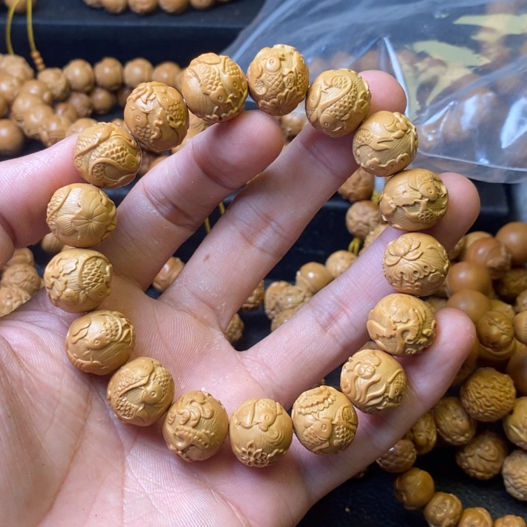 手串猴头核桃荷花鱼