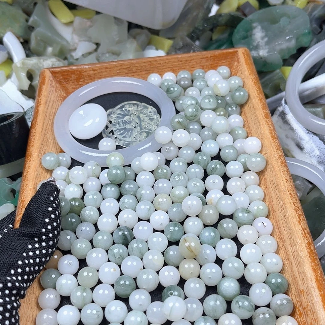 和田玉未镶嵌毛衣链锡**子