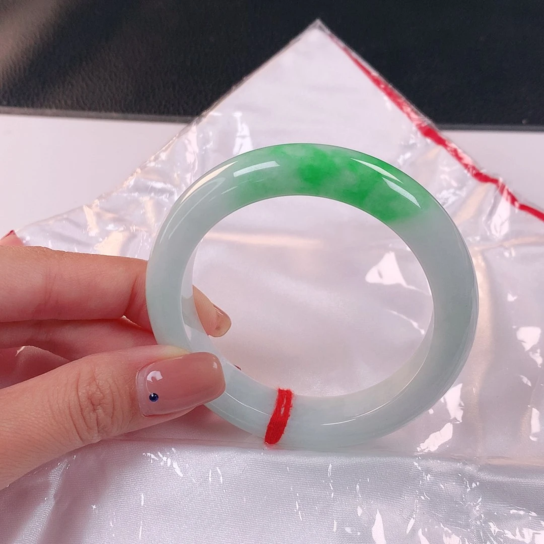 未镶嵌手镯翡翠061