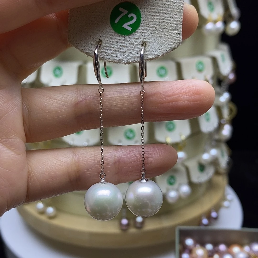 舞***i银S925镶嵌淡水珍珠耳饰