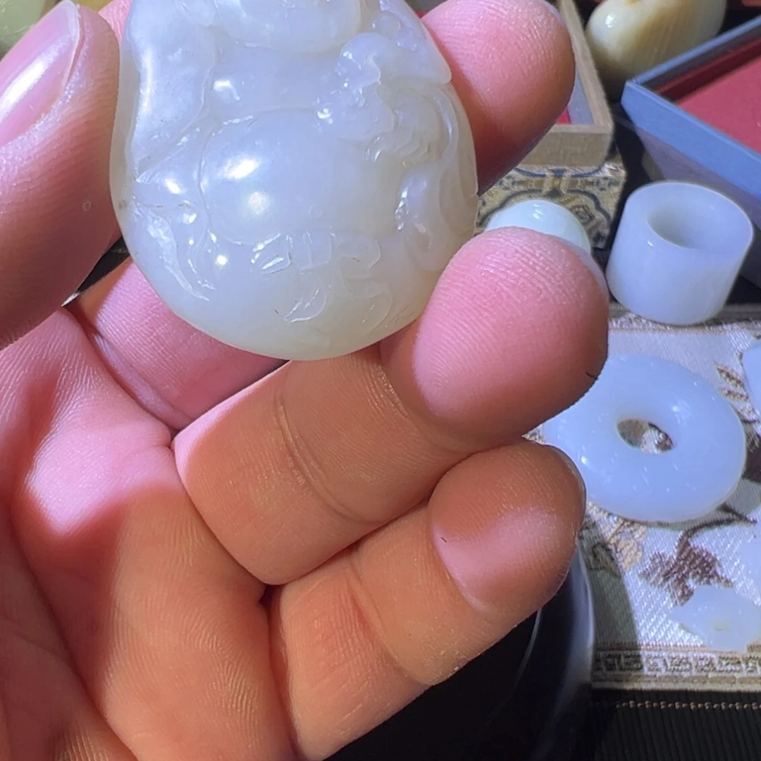 和田玉（糖玉）未镶嵌颈饰