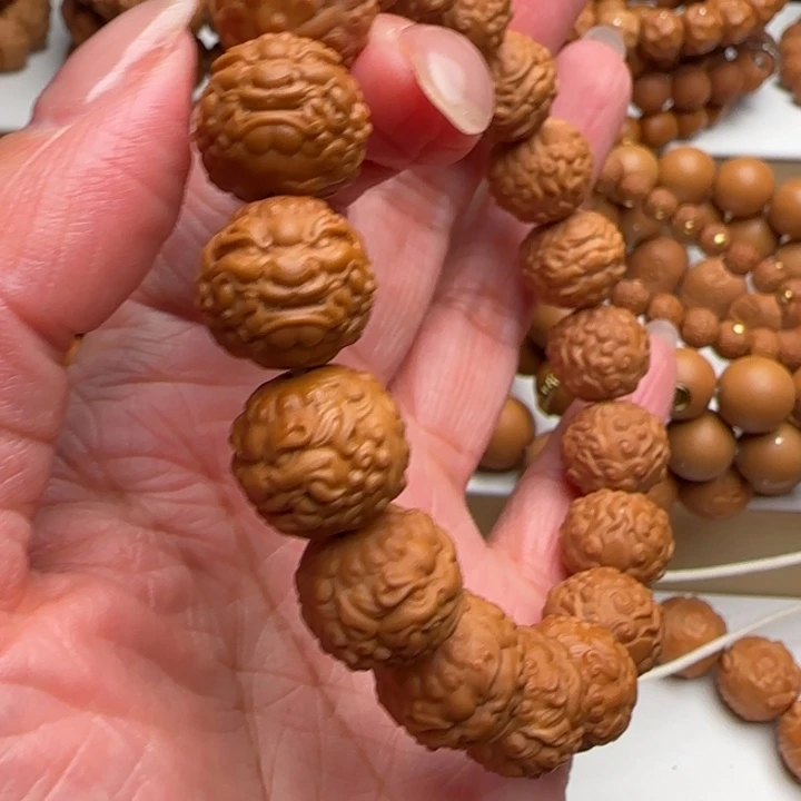 吊坠猴头核桃小唐狮福利款13-14