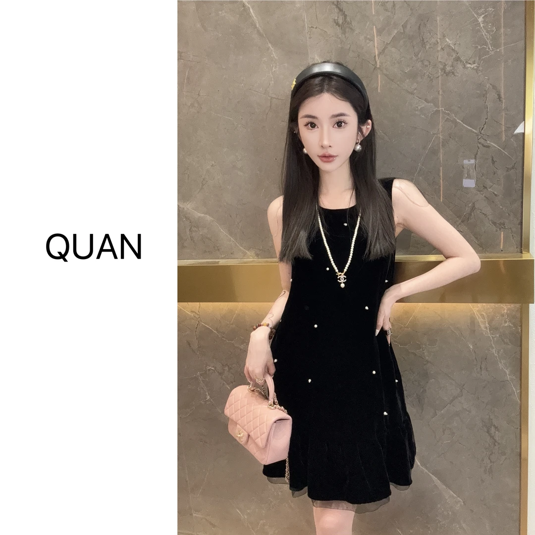 现货【黑天鹅】新款休闲百搭薄款真丝丝绒下摆蕾丝夏季连衣裙