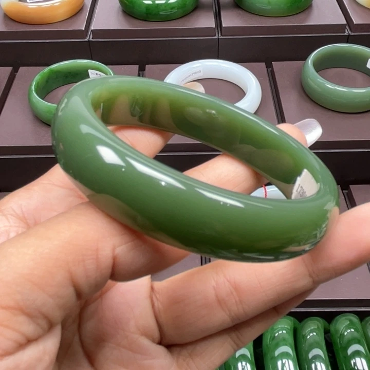 和田玉（碧玉）未镶嵌手镯63/43圈口可带