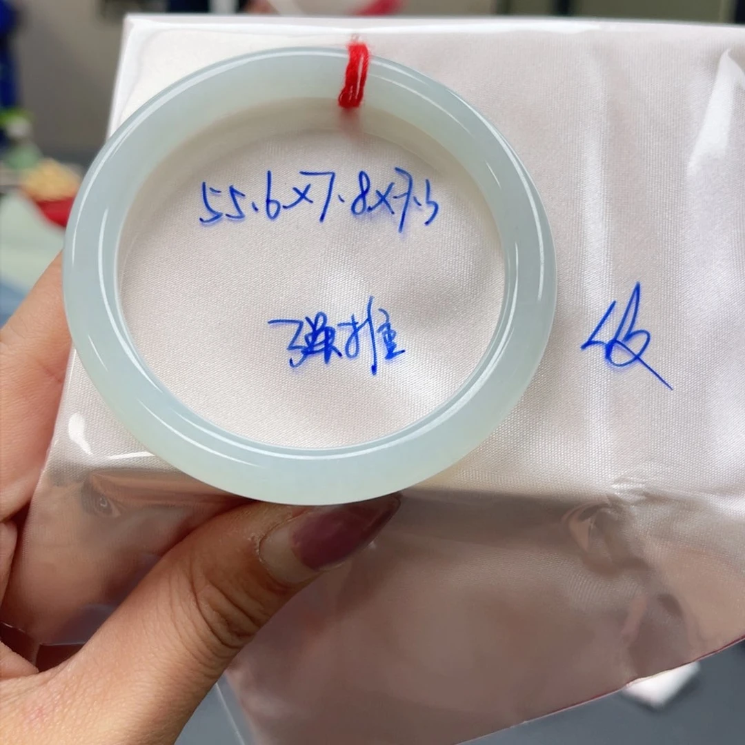 未镶嵌手镯翡翠翡翠