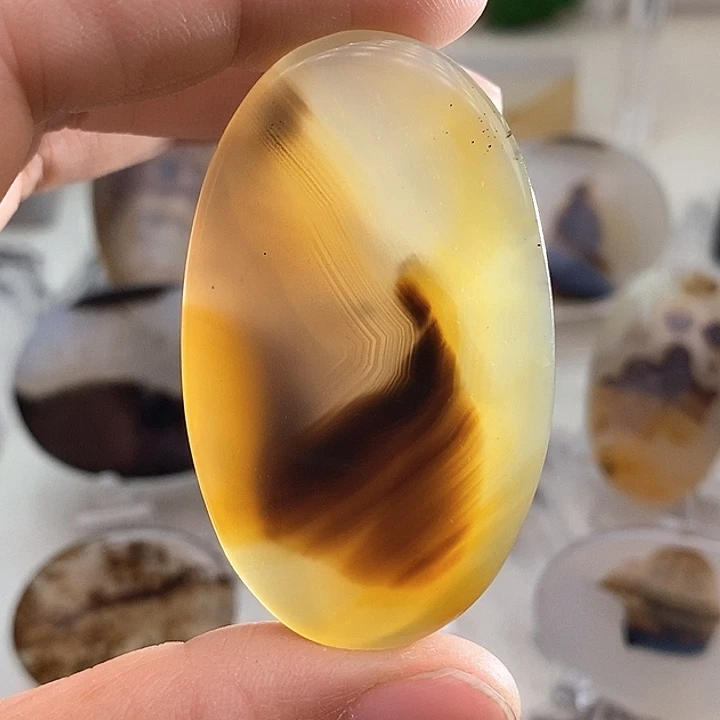 玛瑙/玉髓颈饰未镶嵌