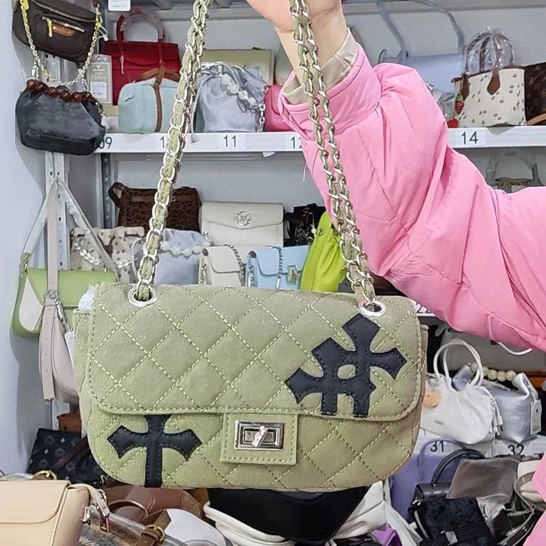 PVC牛津布人造革PU帆布草编牛皮pc超纤皮（革）反绒皮pu