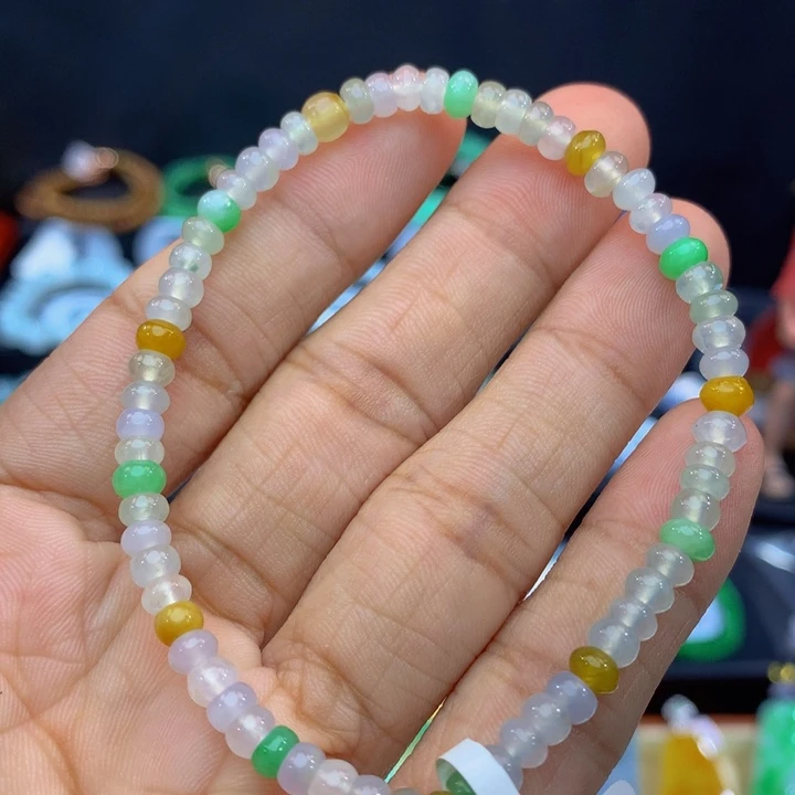 未镶嵌手串翡翠翡翠 4+