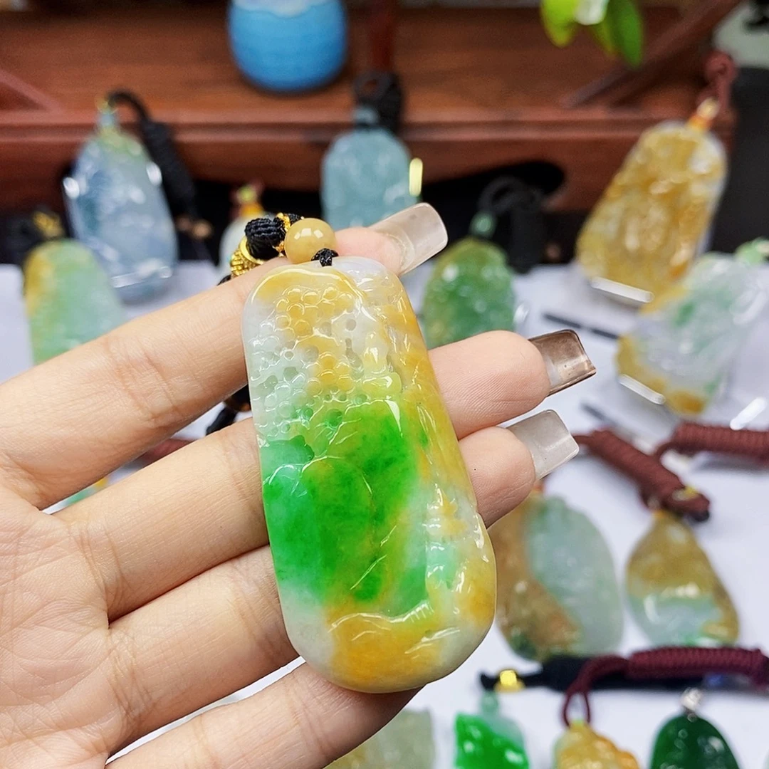 翡翠未镶嵌颈饰天然翡翠A货