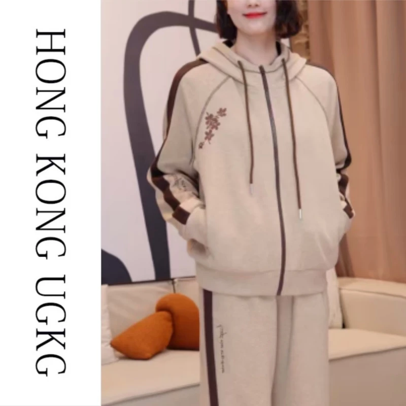 UGKG运动套装2025新款女秋贵夫人品牌卫衣两件套KJ-73253ZH083-1