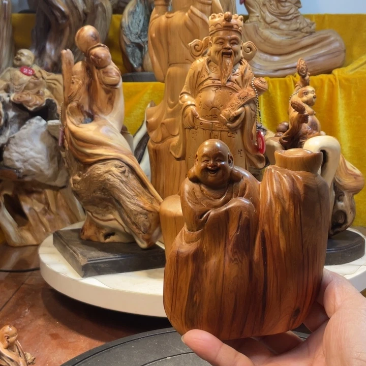 柏木（崖柏）崖柏   弥勒