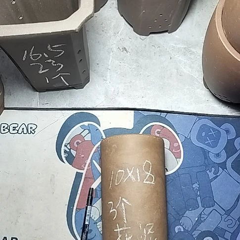 三个笔筒花泥微瑕