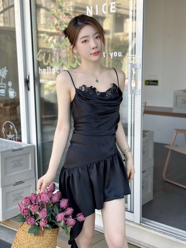 设计师品牌 荷叶边蕾丝吊带连衣裙