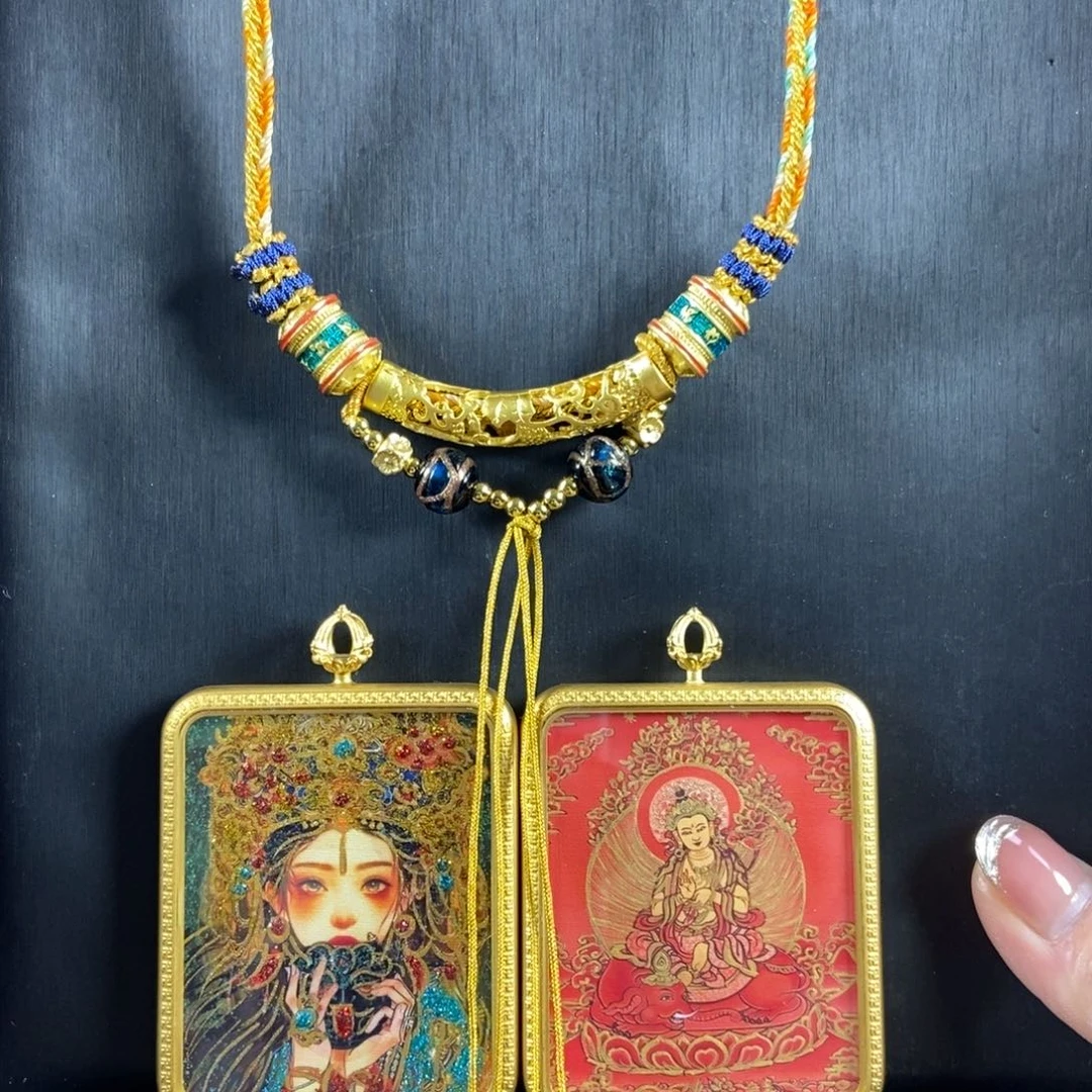 吊坠y****、美丽的唐卡结缘