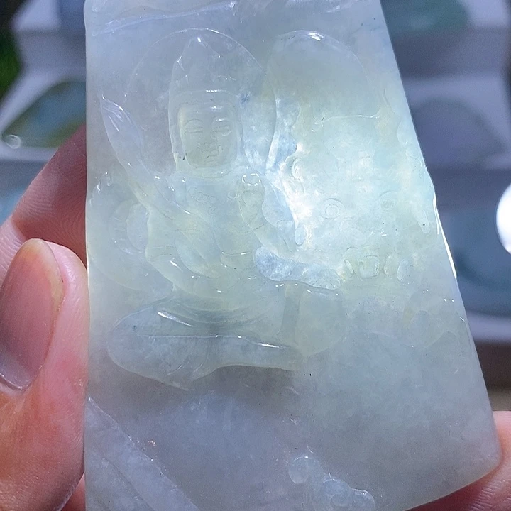 【闪购商品】翡翠未镶嵌颈饰1111111111