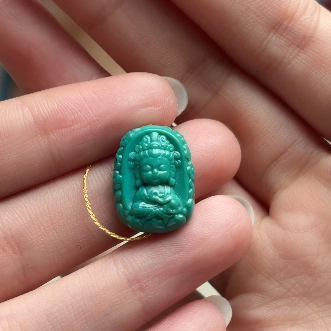 绿松石未镶嵌颈饰