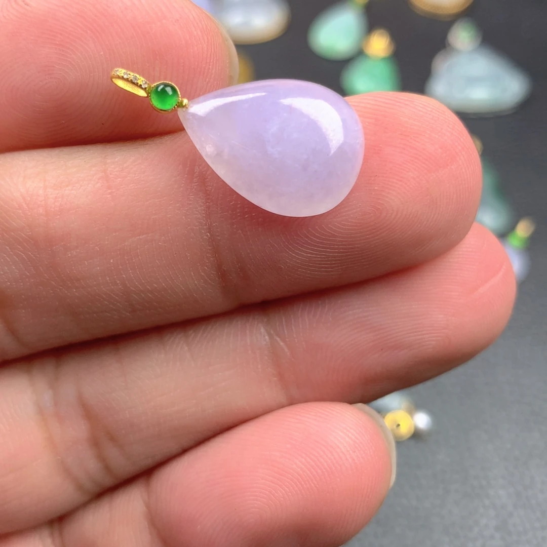 【闪购商品】颈饰18K金镶嵌翡翠翡翠