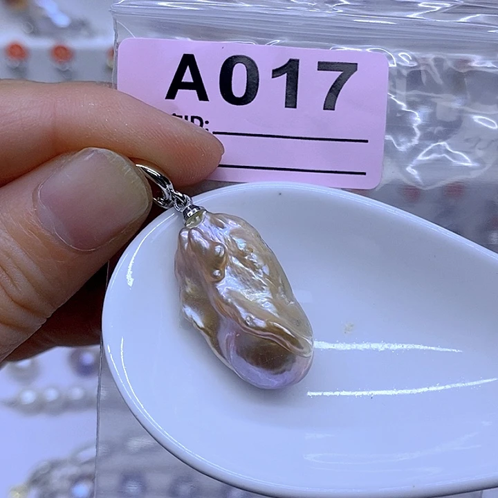 颈饰未镶嵌淡水珍珠