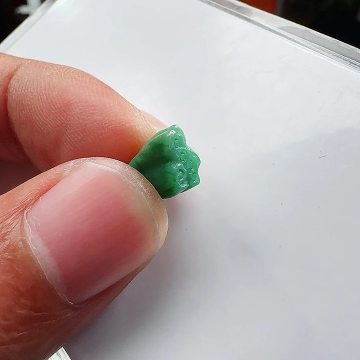 定制翡翠未镶嵌翡翠首饰