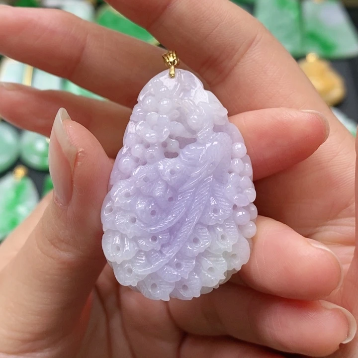 翡翠颈饰未镶嵌吊坠