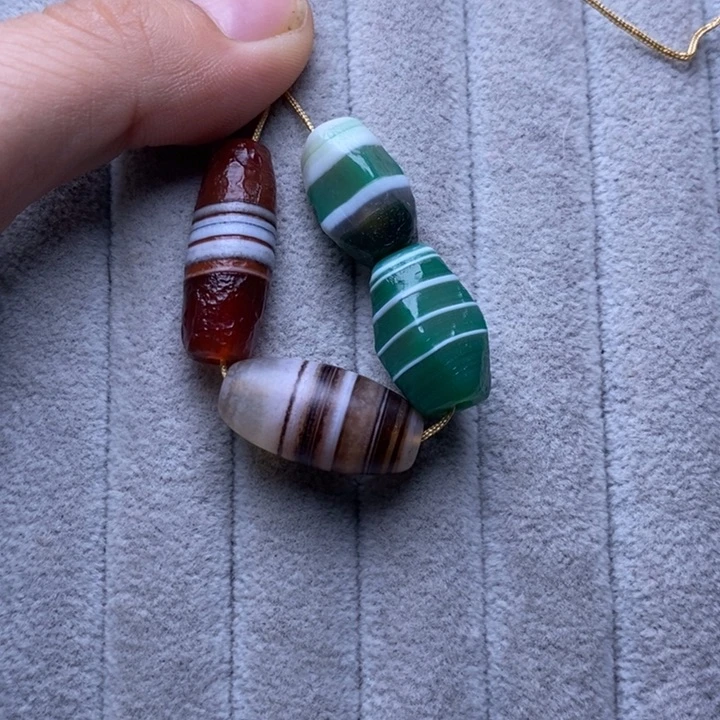 玛瑙/玉髓颈饰未镶嵌板*