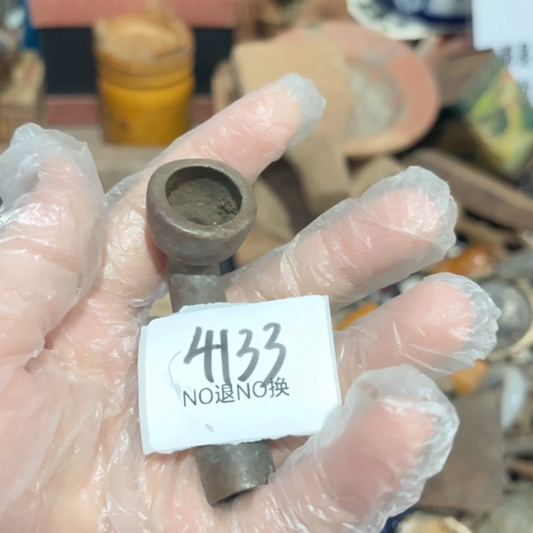莫***、瓷片4133号工艺品