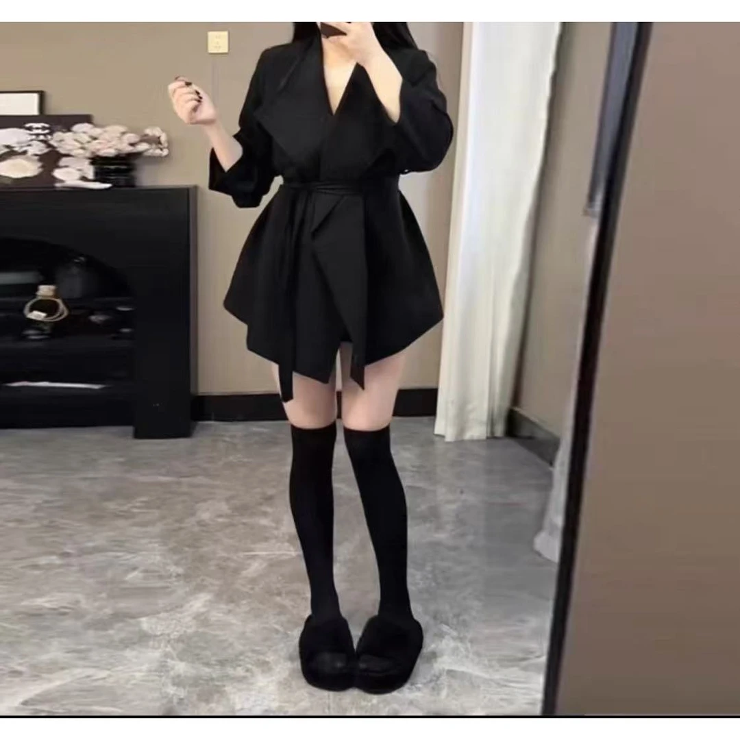 （吃饱饱）大码高定显瘦腰精名媛风衣外套短款6616