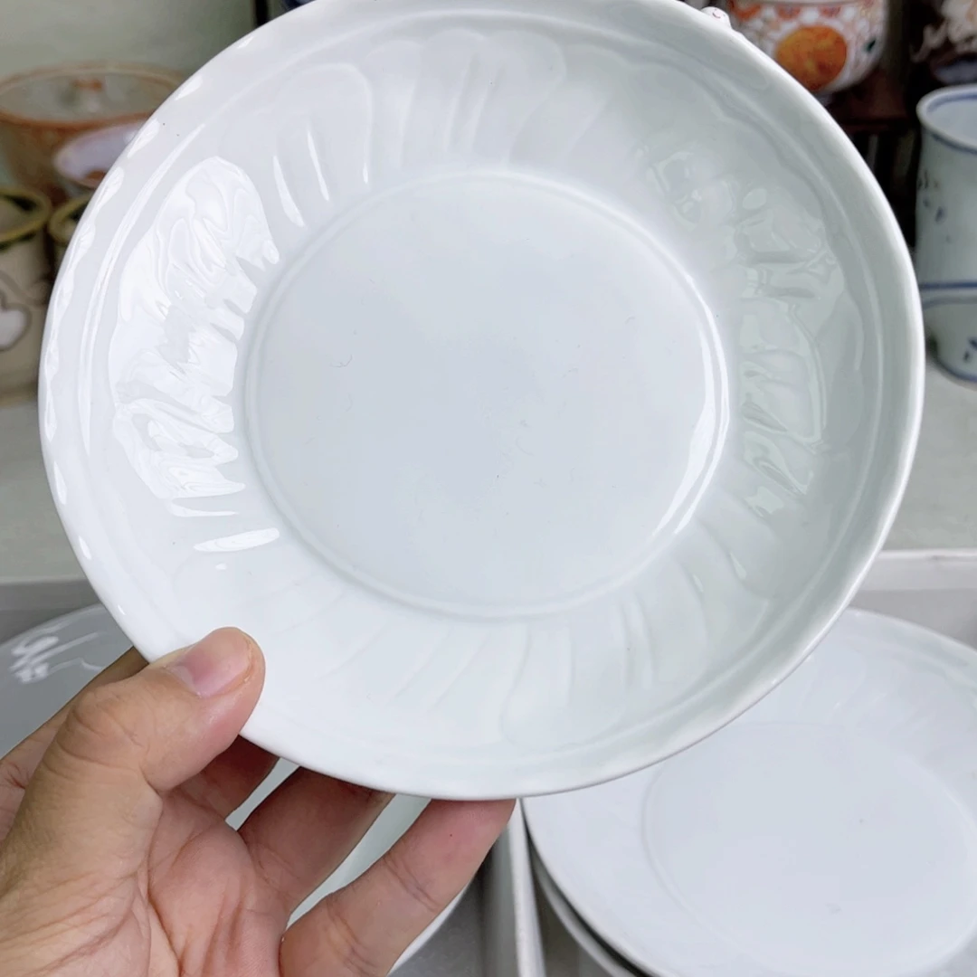 瓷片欢迎光临美桃儿～