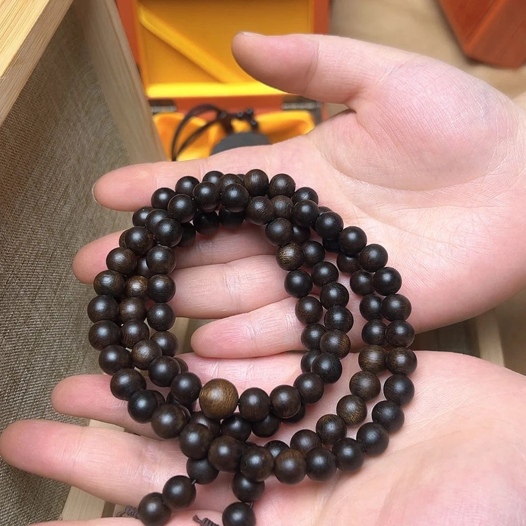 大叶紫檀（黑酸枝木类）