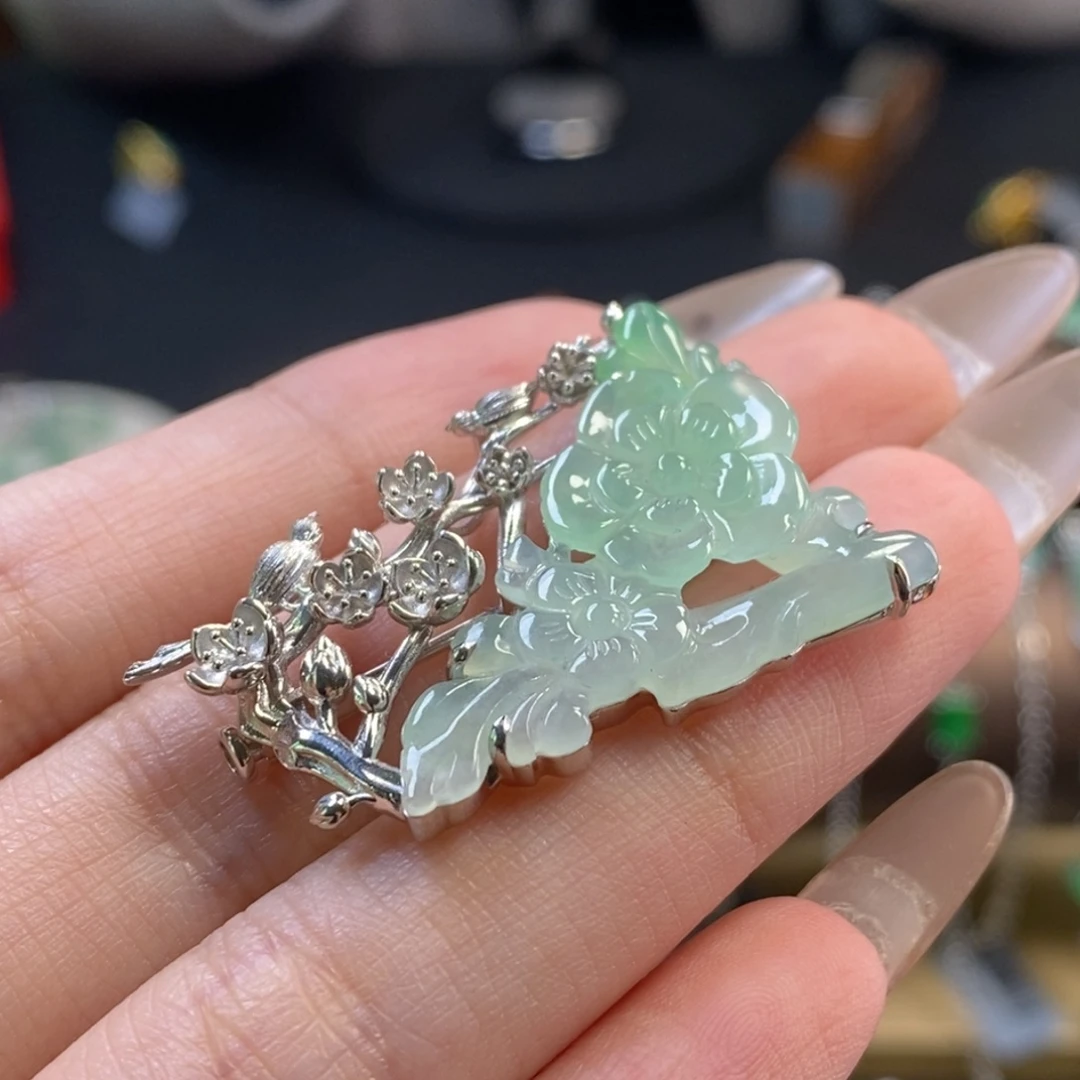 翡翠银S925镶嵌胸饰13770