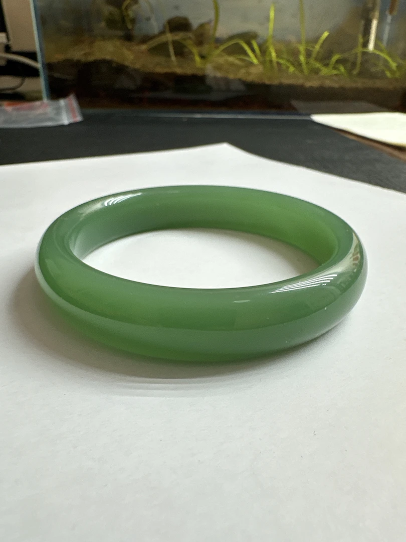 新疆 晴水色冰透手镯宽版带证书礼物旺夫湖水绿平安镯女