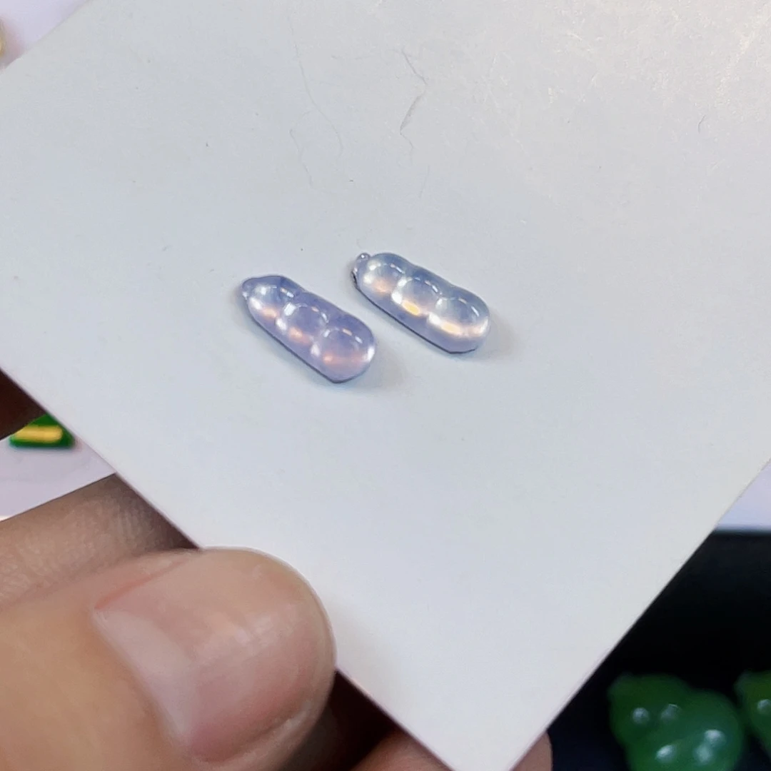 裸石翡翠GX0051高冰玻璃底起钢炸光福豆一对