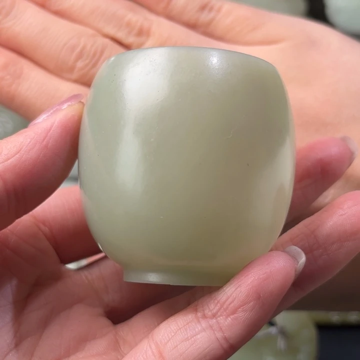 和田玉摆件未镶嵌甲*