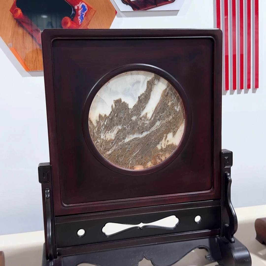 紫檀木类端景台血檀插屏