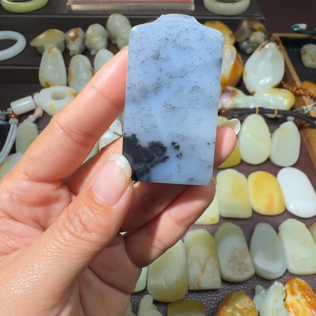 和田玉未镶嵌吊坠(不含链)