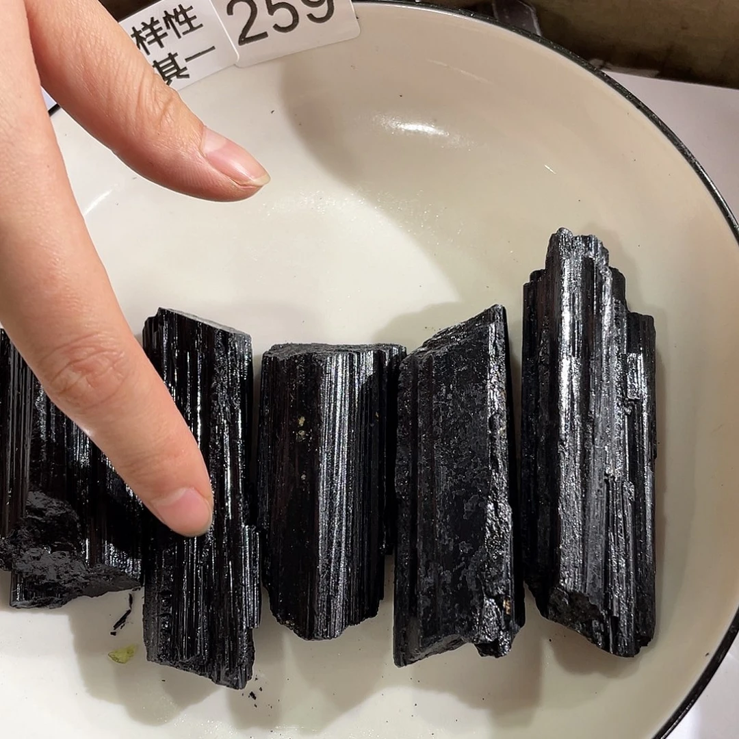 水晶珠宝半成品未镶嵌多样性发其一
