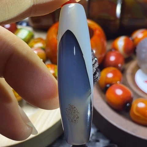 未镶嵌颈饰玛瑙/玉髓非*