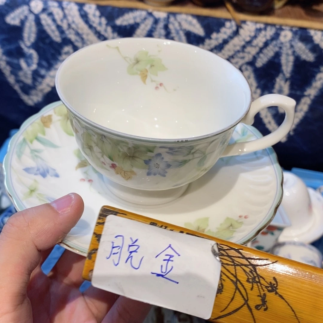 瓷片菲****d瓷器瓷器瓷器