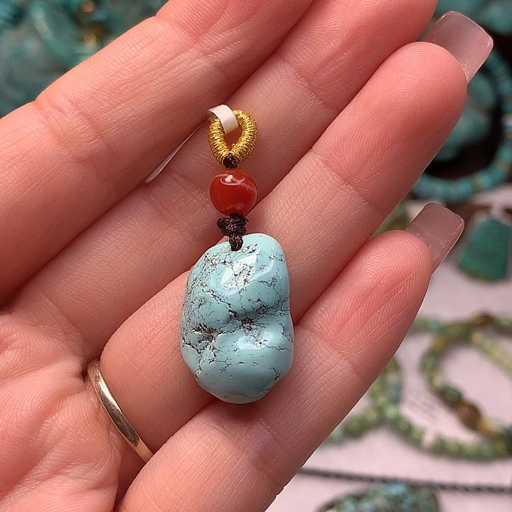 绿松石未镶嵌原矿