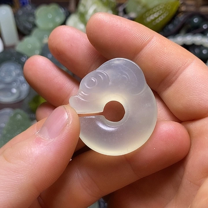 岫玉未镶嵌岫玉颈饰