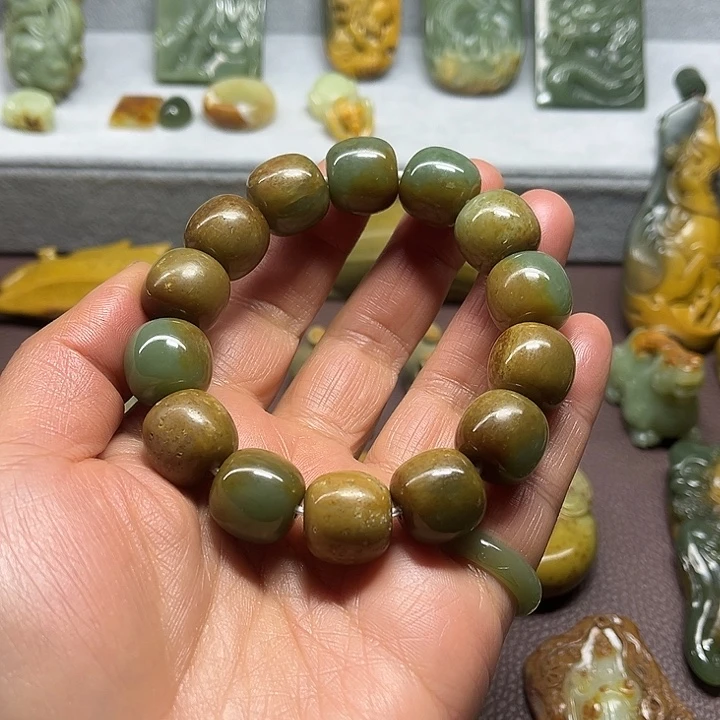 岫岩河磨玉（透闪石质玉）未镶嵌颈饰