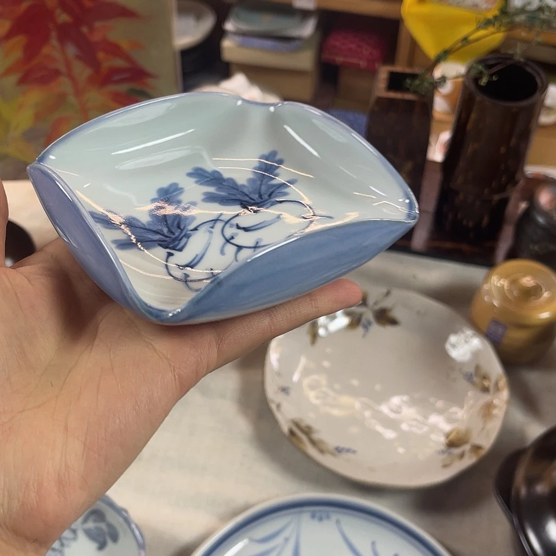 瓷片萝卜里边青花钵