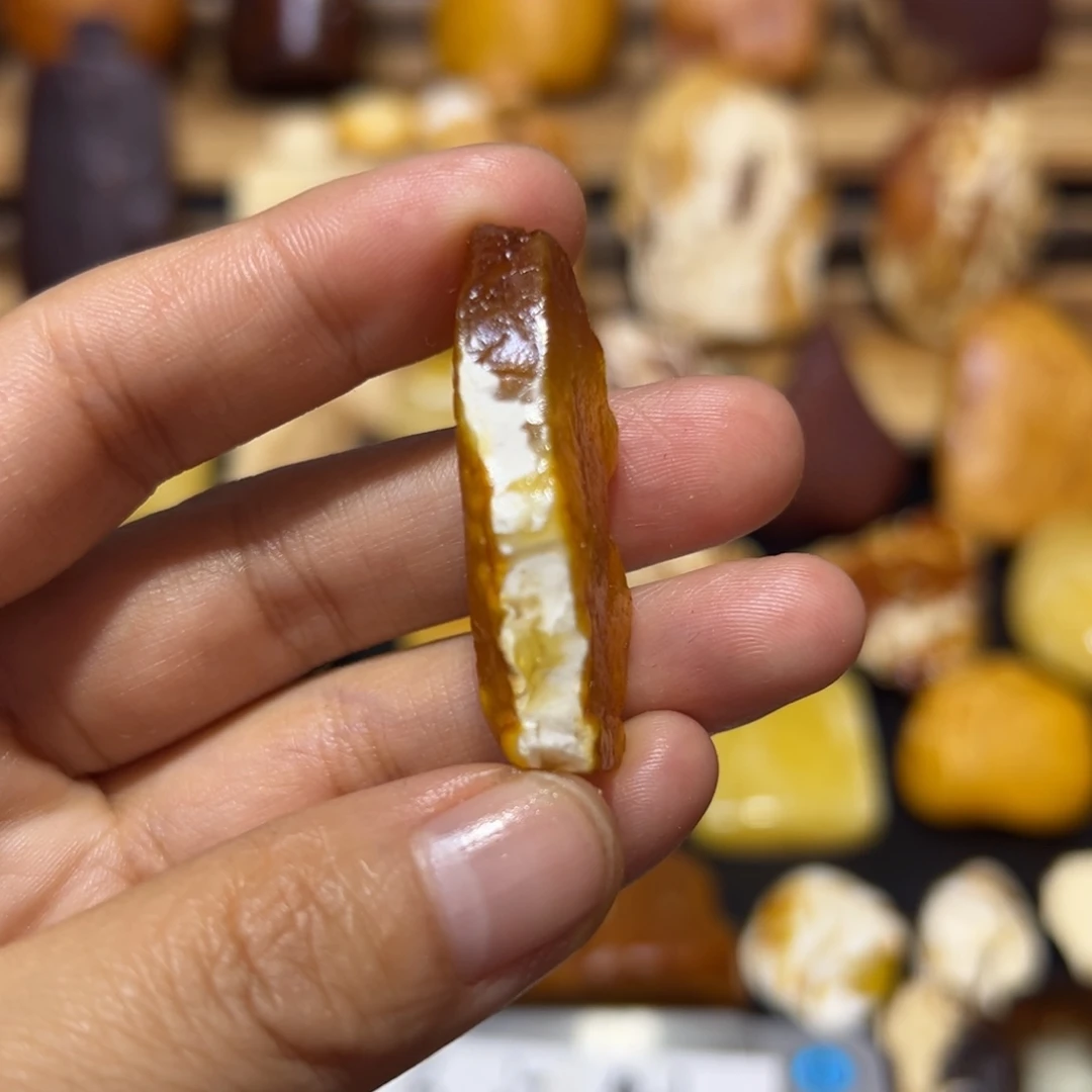 定制琥珀未镶嵌琥珀蜜蜡