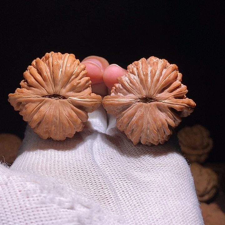 文玩核桃吊坠全品42汉高楼