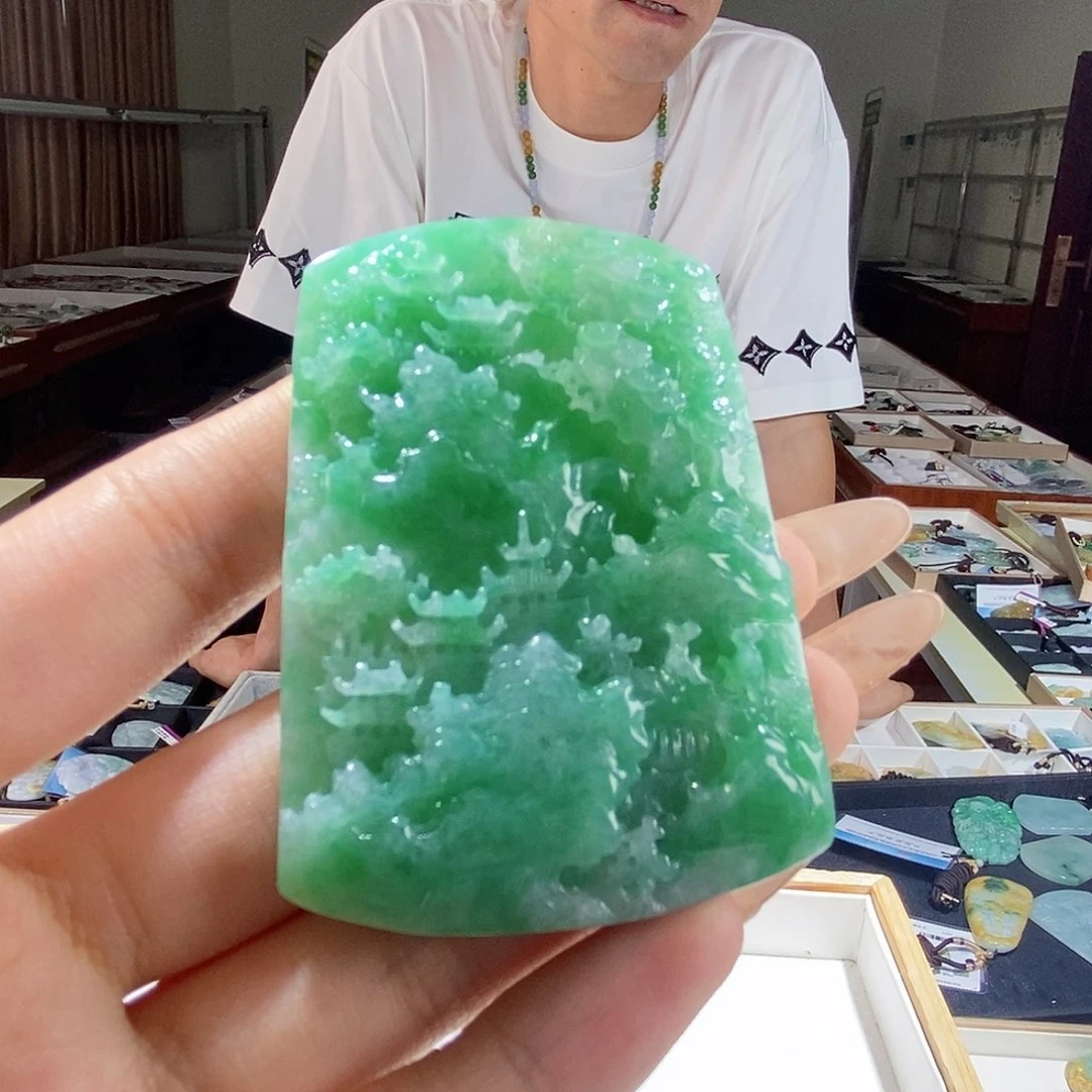 翡翠未镶嵌颈饰开*翡翠