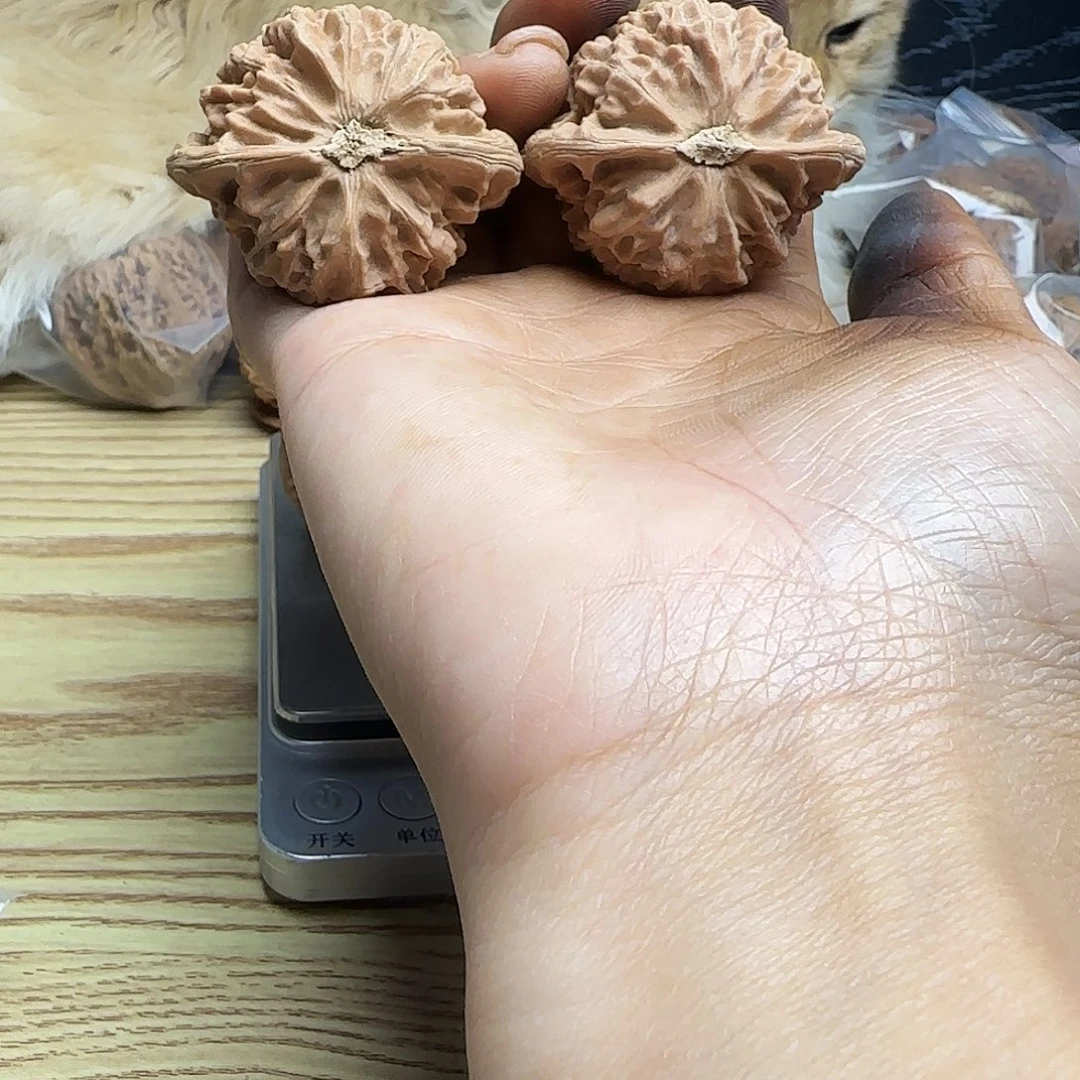 车***药吊坠桃核核桃核桃
