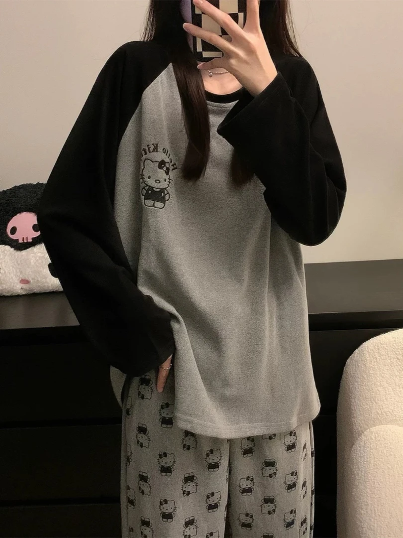 凯蒂猫睡衣女秋冬款时尚韩版套装家居服绒款 编码B516