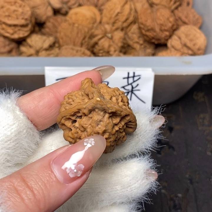 吊坠文玩核桃*️**文玩核桃异形单只